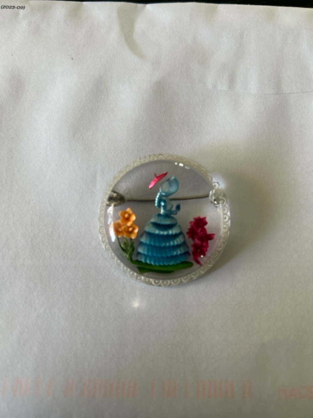 Vintage-style Dome Brooch with Blue Lady and Floral Scene